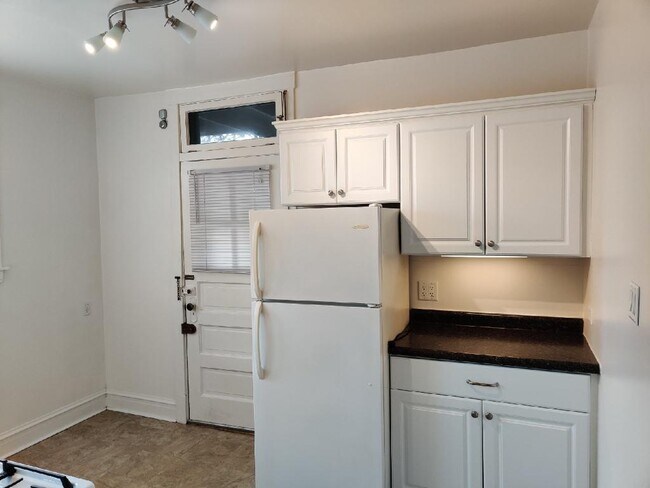 4021 W Berteau Ave in Chicago, IL - Building Photo - Building Photo