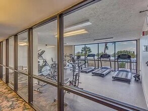 5915 Sea Ranch Dr, Unit 314 in Hudson, FL - Building Photo - Building Photo