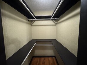 211 Natalen Ave in San Antonio, TX - Building Photo - Building Photo