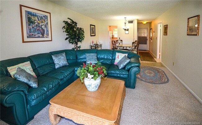 1963 SW Palm City Rd in Stuart, FL - Building Photo - Building Photo