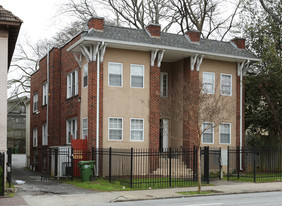 669 Boulevard NE Apartments