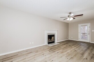 124 Hocutt Dr in Clayton, NC - Building Photo - Building Photo