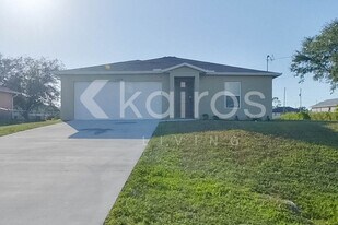 2838 NW 19th Pl in Cape Coral, FL - Building Photo