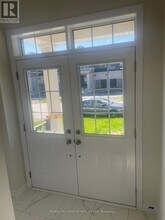 16 Tamworth Ter in Barrie, ON - Building Photo - Building Photo