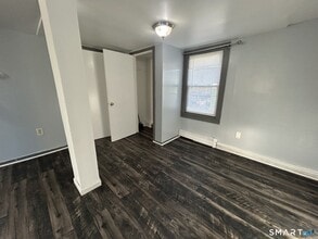 288 Litchfield St in Torrington, CT - Building Photo - Building Photo