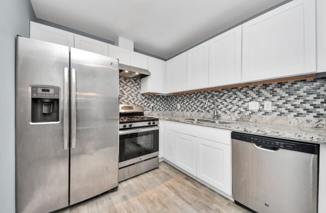 109 N Eastwood St in Houston, TX - Building Photo - Building Photo