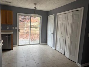 408 Spring Head Dr SE in Lawrenceville, GA - Building Photo - Building Photo