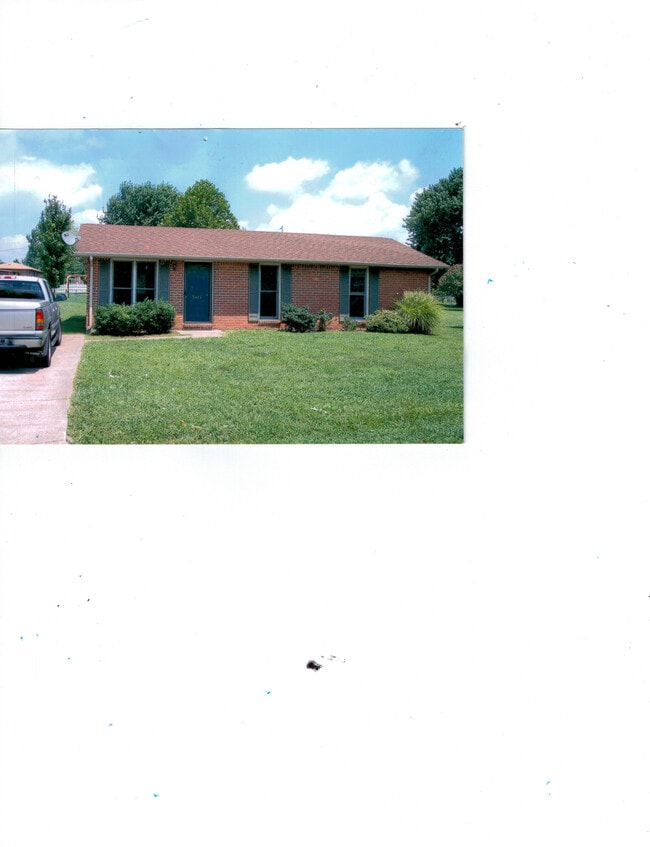 property at 3461 Scott Ct