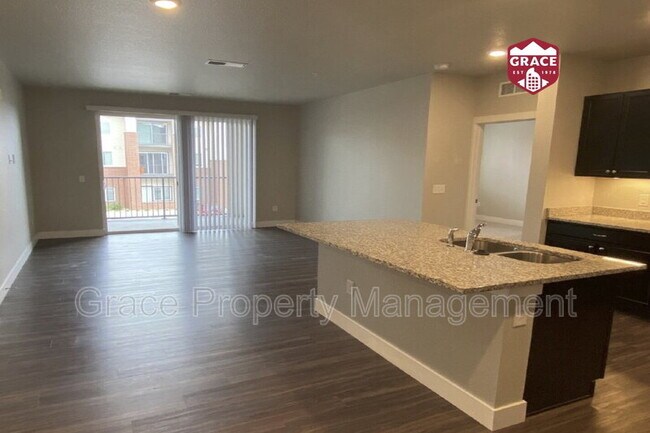 property at 981 S Sable Blvd