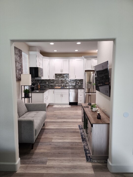 6514 N Caleb Ln in San Bernardino, CA - Building Photo
