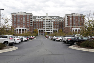 Plymouth Place Senior Living in La Grange Park, IL - Building Photo - Building Photo