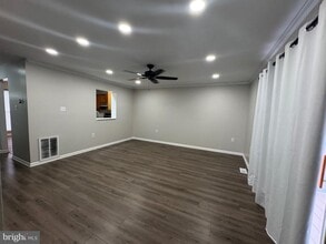 105 Braeburn Dr in Winchester, VA - Foto de edificio - Building Photo