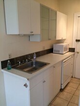 1625 Commonwealth Ave in Boston, MA - Foto de edificio - Building Photo