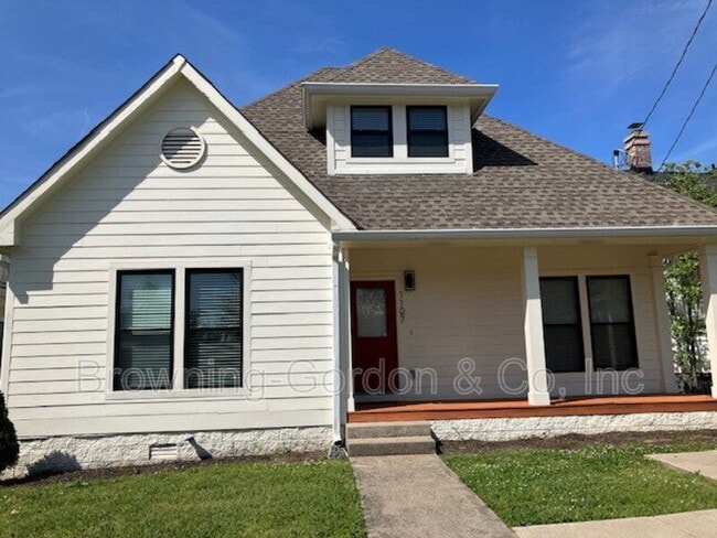property at 1107 Holly St
