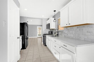 26214 Cypresswood Dr in Spring, TX - Building Photo - Building Photo