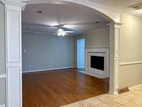 6716 Windyrush Rd in Charlotte, NC - Foto de edificio - Building Photo