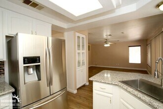 9491 Encanto Cavern Ct in Las Vegas, NV - Building Photo - Building Photo