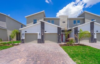 8857 Cabot Cliffs Dr