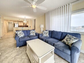 20000 Gulf Blvd in Indian Shores, FL - Building Photo - Building Photo