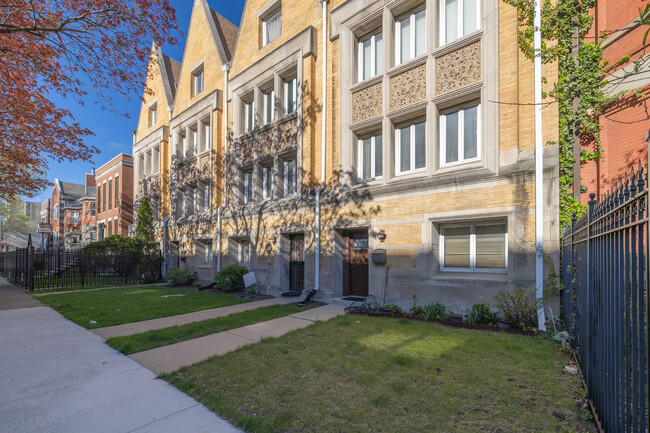 Roloson Houses