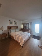 1920 NE 51st Ct in Fort Lauderdale, FL - Building Photo - Building Photo