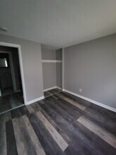 1817 Garfield Rd in East Cleveland, OH - Building Photo - Building Photo