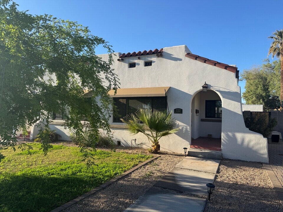 722 W Moreland St, Unit 722 in Phoenix, AZ - Foto de edificio
