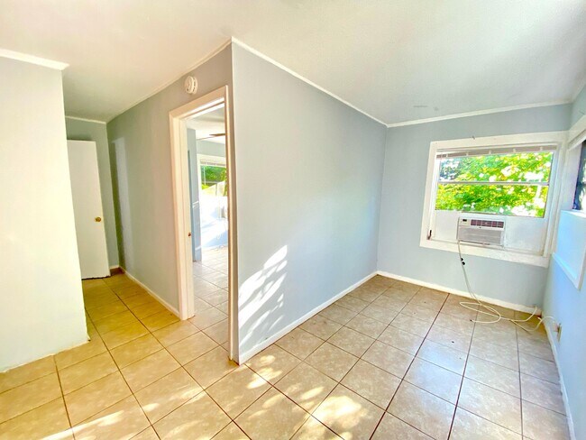 3804 Miller Ave-Unit -C in West Palm Beach, FL - Building Photo - Building Photo