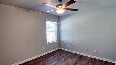 610 Hollyhock Dr in Temple, TX - Building Photo - Building Photo