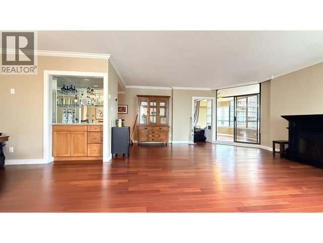 738 Broughton St in Vancouver, BC - Building Photo - Building Photo