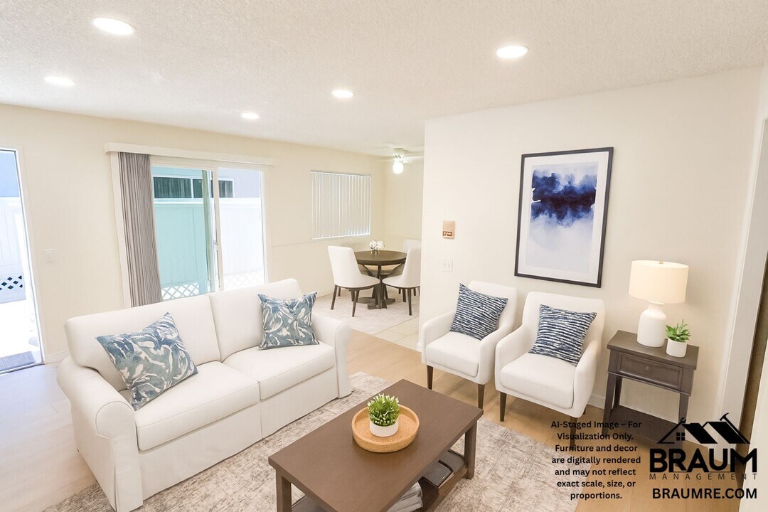 11007 Hartsook St in Los Angeles, CA - Building Photo