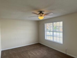 1109 Hedgeview Way SW in Cleveland, TN - Building Photo - Building Photo