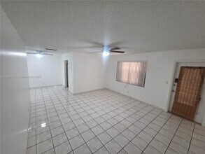 348 S Federal Hwy in Dania Beach, FL - Building Photo - Building Photo