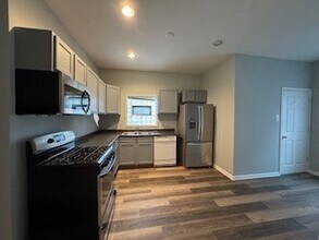 7736 S Champlain Ave in Chicago, IL - Building Photo - Building Photo