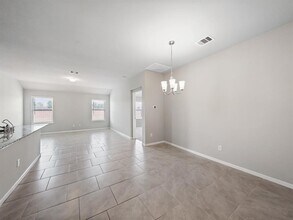 29802 Breakwater Dr in Park Row, TX - Building Photo - Building Photo