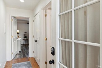 582 Fernando Dr in Novato, CA - Building Photo - Building Photo