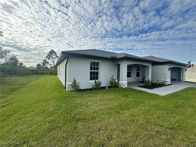 4513 Pawnee St in Port Charlotte, FL - Building Photo - Building Photo