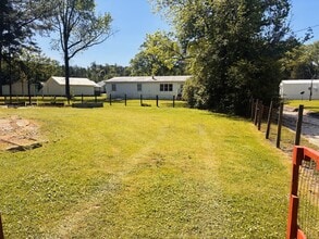 424 E Air Depot Rd in Gadsden, AL - Building Photo - Building Photo