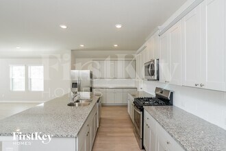 9158 Landa Falls in San Antonio, TX - Building Photo - Building Photo