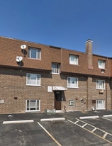 10457 Dearlove Rd, Unit 1B in Glenview, IL - Building Photo