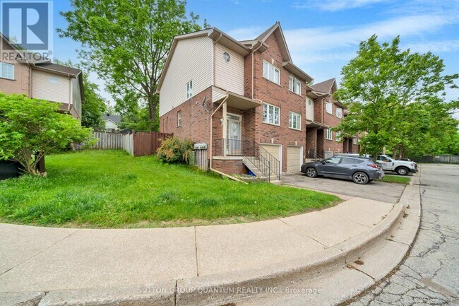 5-5 Spring St in Orangeville, ON - Building Photo - Building Photo