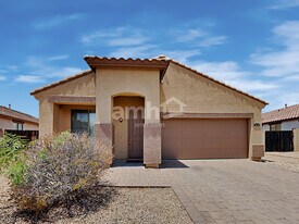 10146 W Cordes Rd in Tolleson, AZ - Building Photo