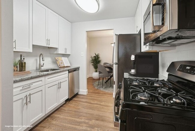 Satyr Hill Apartments in Parkville, MD - Building Photo - Building Photo