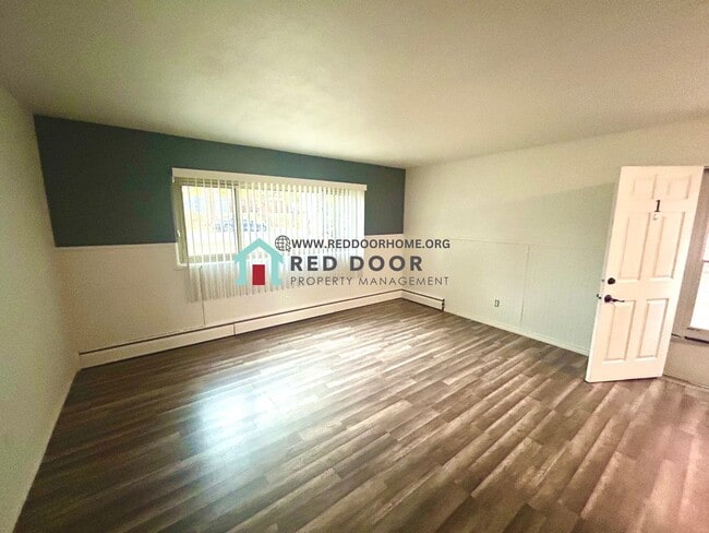 property at 1104 2nd Ave S