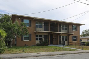 529 21st St in West Palm Beach, FL - Building Photo