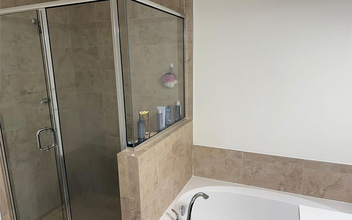 10281 NW 70th Ln in Doral, FL - Building Photo - Building Photo