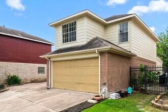 11607 Zarroll Dr in Houston, TX - Building Photo - Building Photo