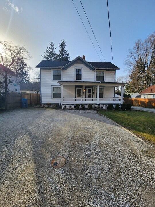 262 W High St in Painesville, OH - Building Photo
