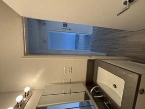 500 Junipero Ave. in Long Beach, CA - Foto de edificio - Building Photo