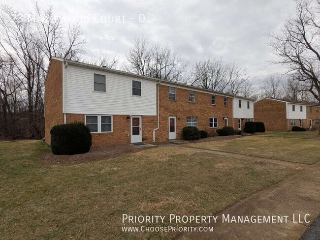 property at 23 Maplewood Ct